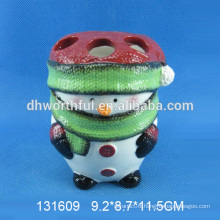 Creative snowman shaped ceramic christmas toothbrush holder made in China